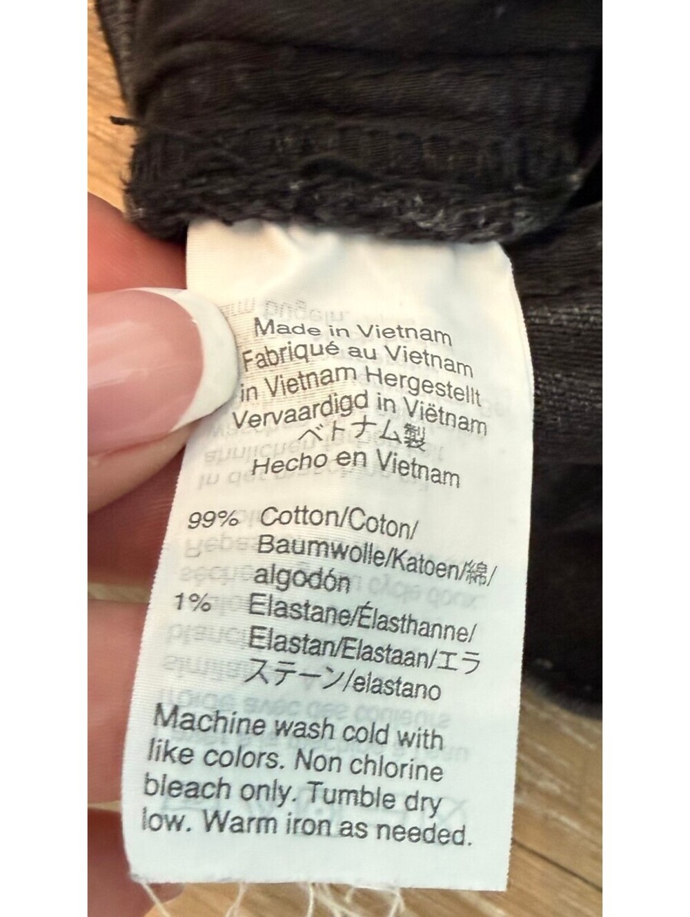Madewell Black Wash Denim Cut Off Shorts Size 29 - Picture 5 of 5